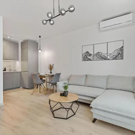 Air Fruit - With Parking Apartment *